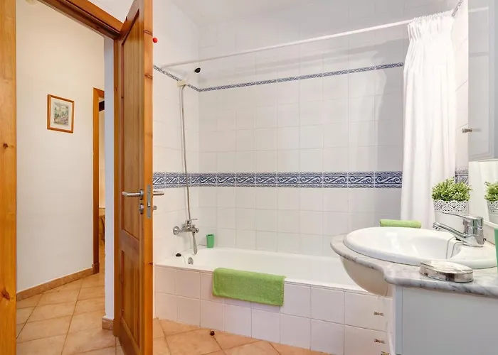 Lavanda By ヴィラ